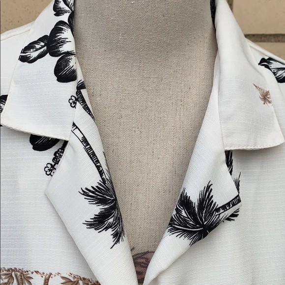 Bon Worth Cream Ivory Hawaiian Floral Print Button Up Top - Picture 5 of 9